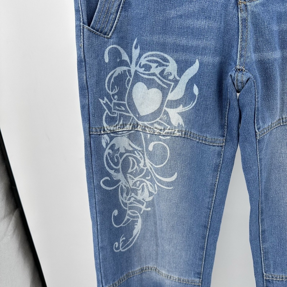Womens Denim Jeans Size M Embellished Heart Tribal Design Straight Leg Whiskered - Picture 4 of 8